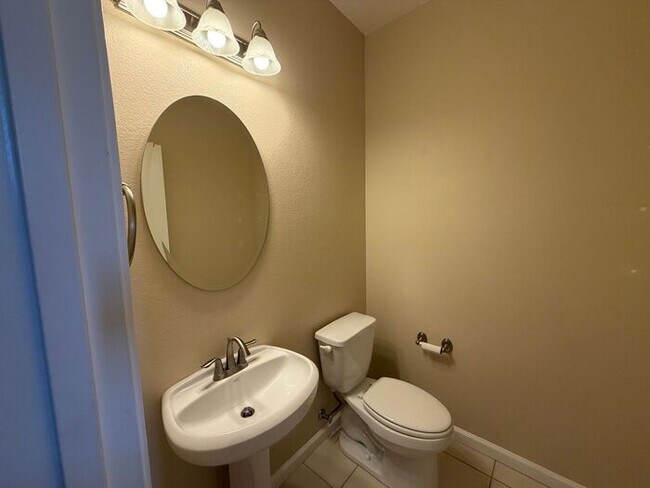 Foto del edificio - 2485 Makenna Dr