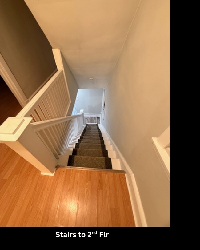 Foto del edificio - 56 Kent Ln