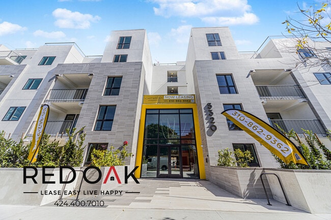 Foto del edificio - 5320 Cartwright Ave