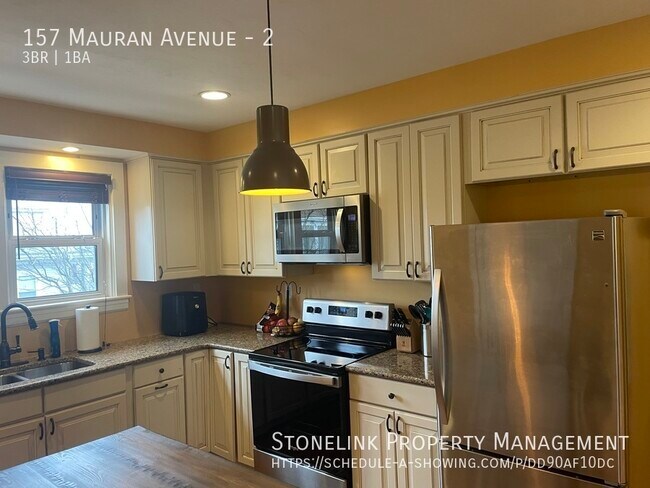Building Photo - 157 Mauran Avenue