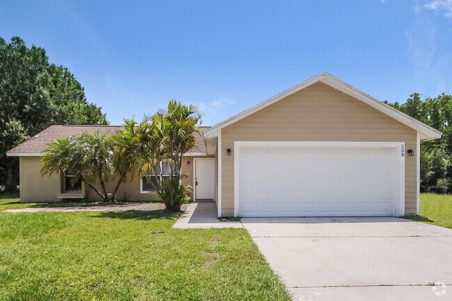Building Photo - 208 Red Maple Dr