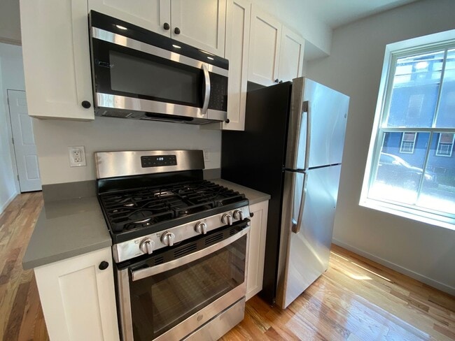 Building Photo - 178 Washington St