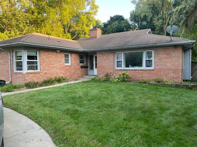 Front Entrance - 128 Whitehills Dr House