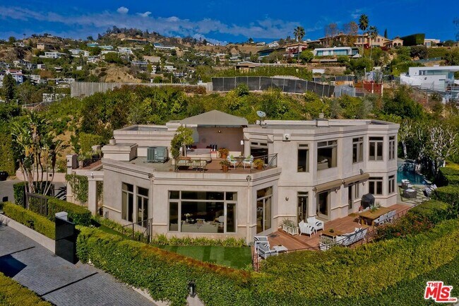 Foto del edificio - 9196 Thrasher Ave