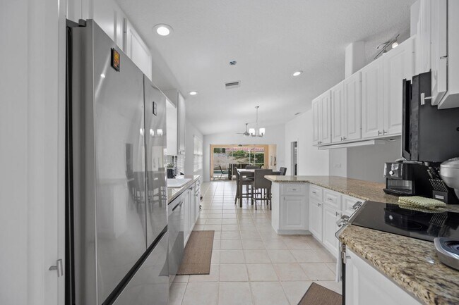 Foto del edificio - 7862 North Fork Dr