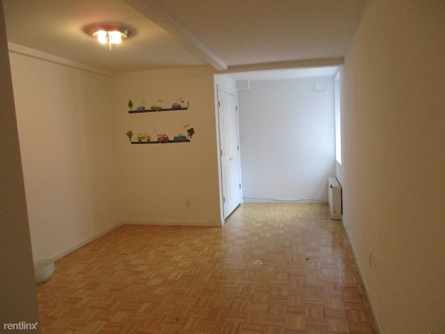Foto del edificio - 2350 Broadway