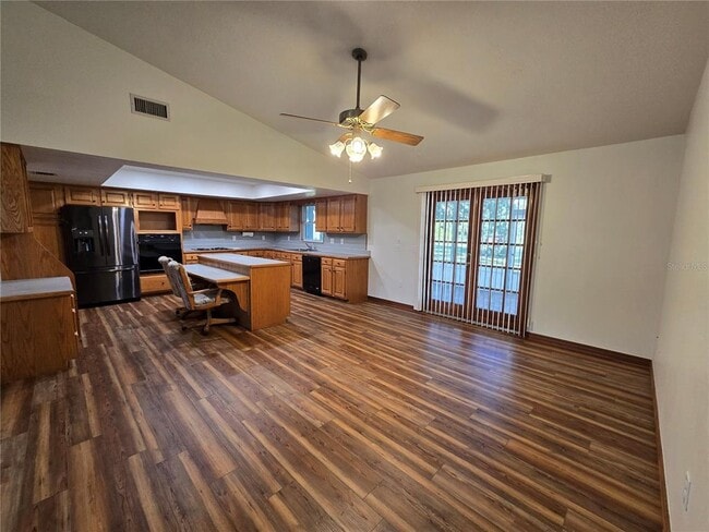 Building Photo - 2991 Biron Rd