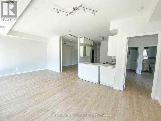 Photo du bâtiment - 111 Elizabeth St