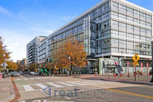 Photo - 1101 3rd St SW House