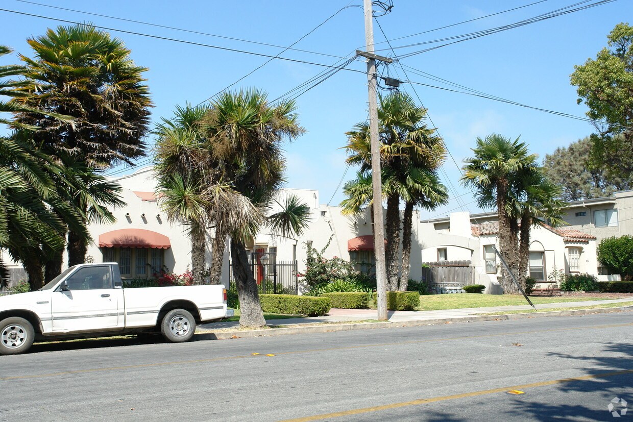 Foto del edificio - 336 Central Ave