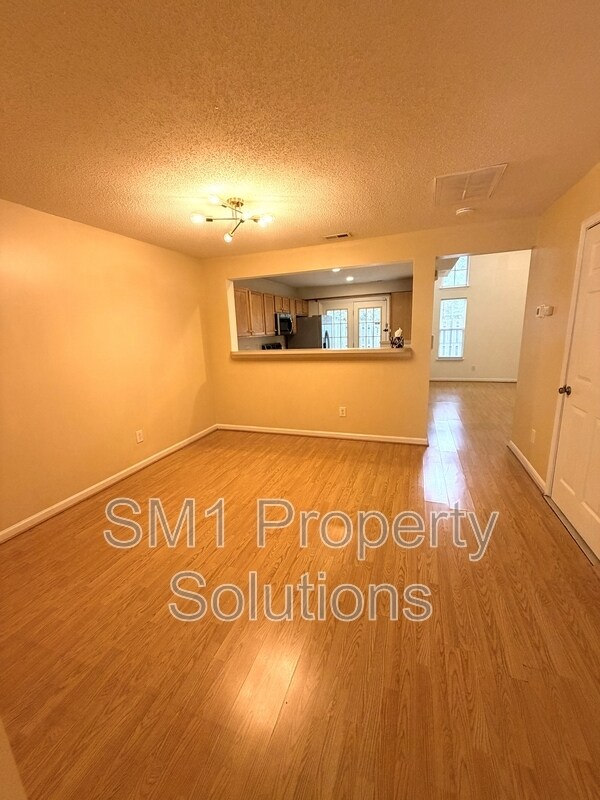 Building Photo - 5106 Bartholomew's Ln