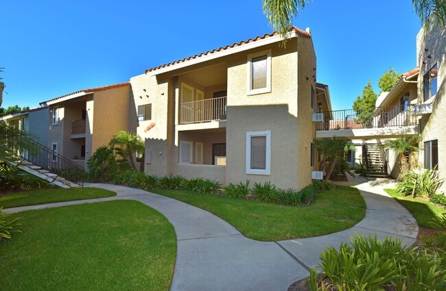Building Photo - 10178 Camino Ruiz