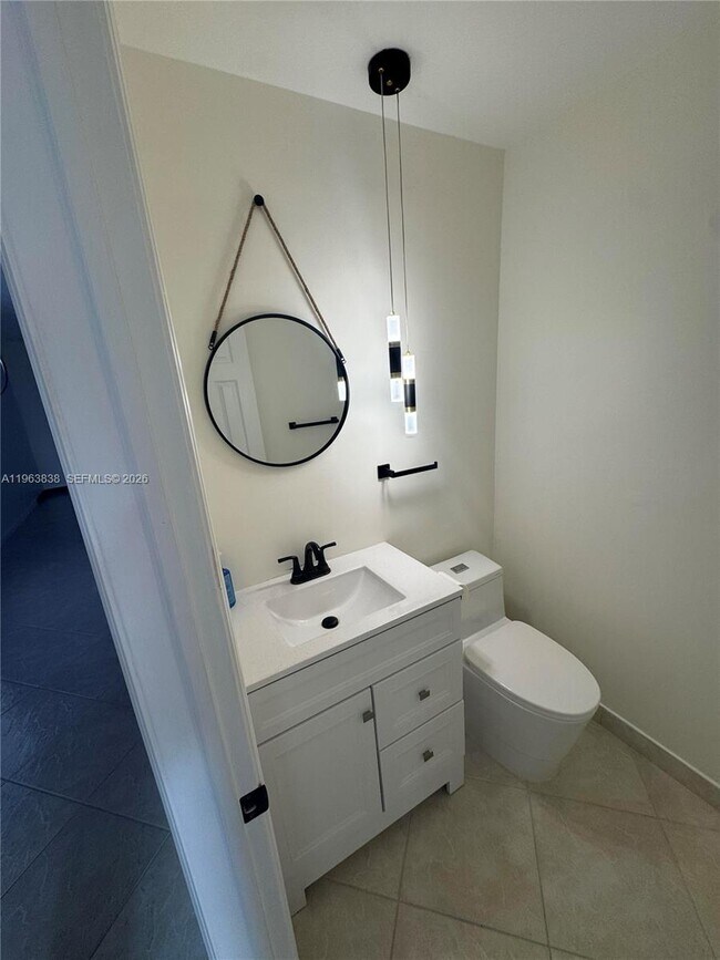 Foto del edificio - 319 Normandy G