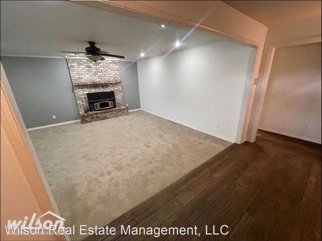 Foto del edificio - 4 br, 2 bath House - 80 Hickory Ln