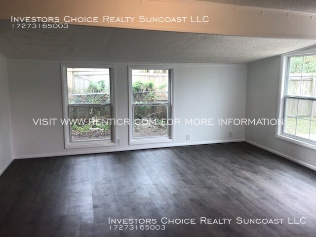 Building Photo - 4630 Trouble Creek Rd