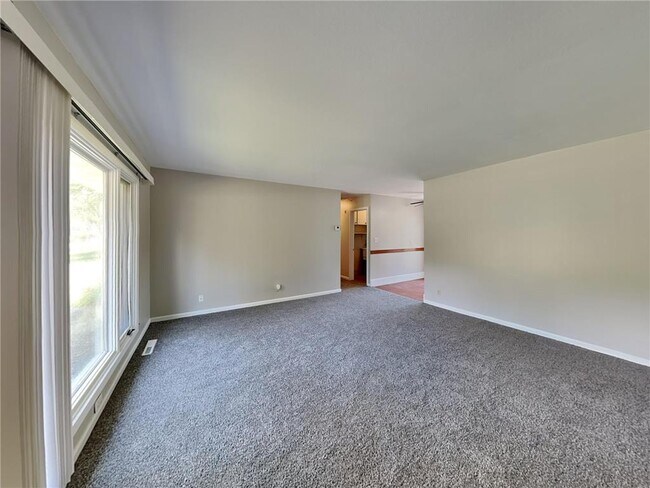 Foto del edificio - 10141 Sycamore St NW