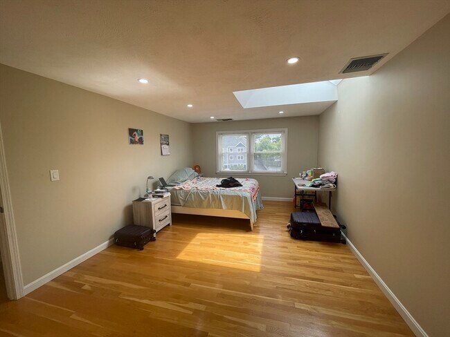 Foto del edificio - 1210 Vfw Pky