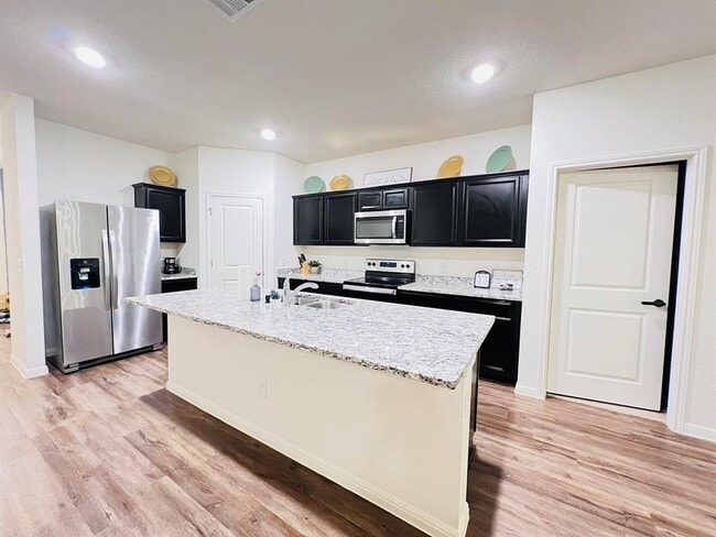 Foto del edificio - 19325 Berringer Dr