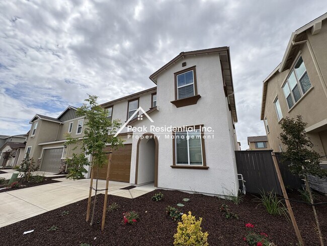 Foto del edificio - Brand New 4bd/2.5a Rancho Cordova Home With Loft-Must See!