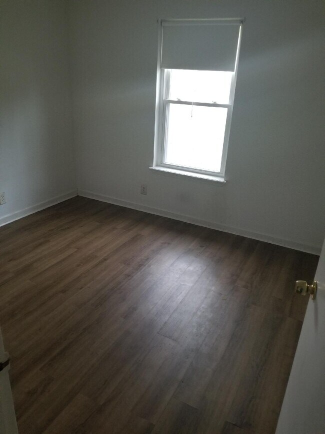 Photo - 310 Warrior Rd House