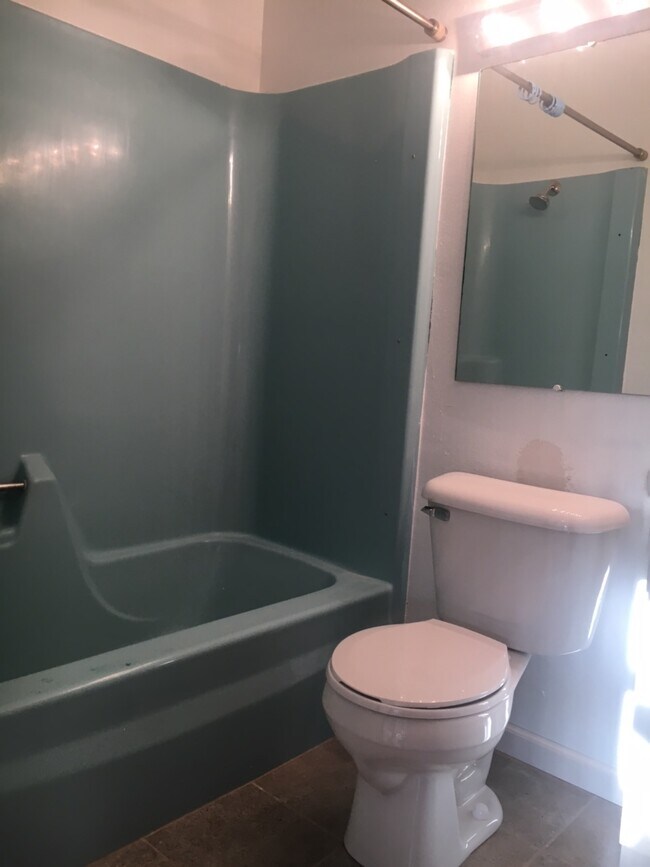 Bathroom - 1127 Flammang Dr