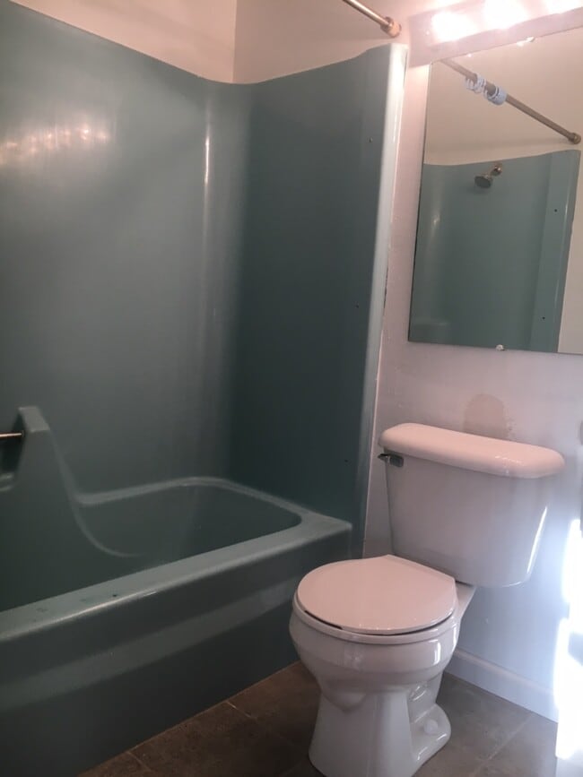 Bathroom - 1127 Flammang Dr