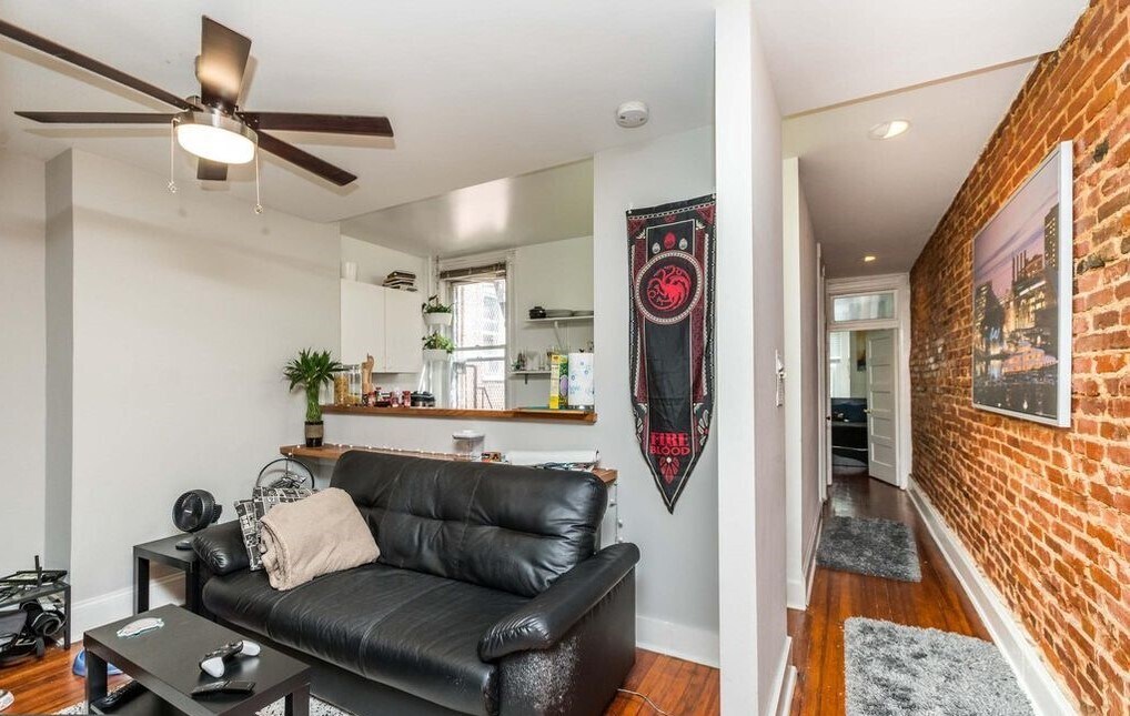 Foto principal - 2841 n Calvert Street