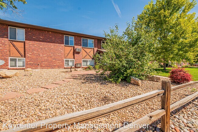 Foto del edificio - 1 br, 1 bath House - 2882 Eliot Circle  28...