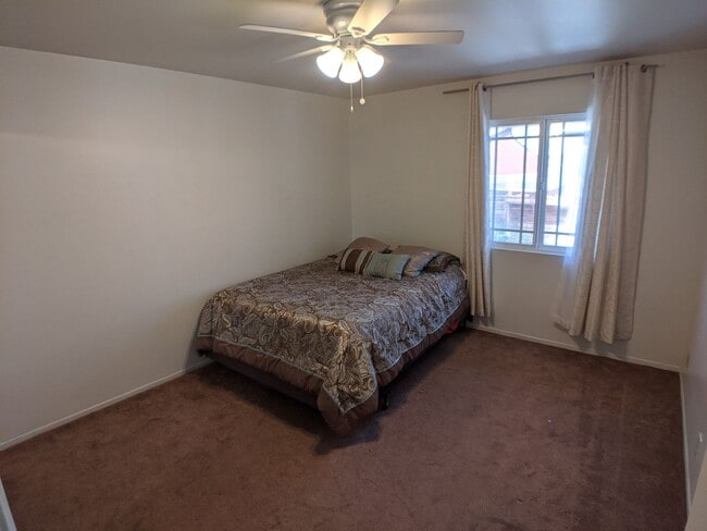 Building Photo - Beautiful 3 Bedroom Home with Pool