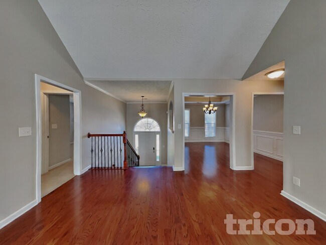 Building Photo - 3479 Melrose Dr