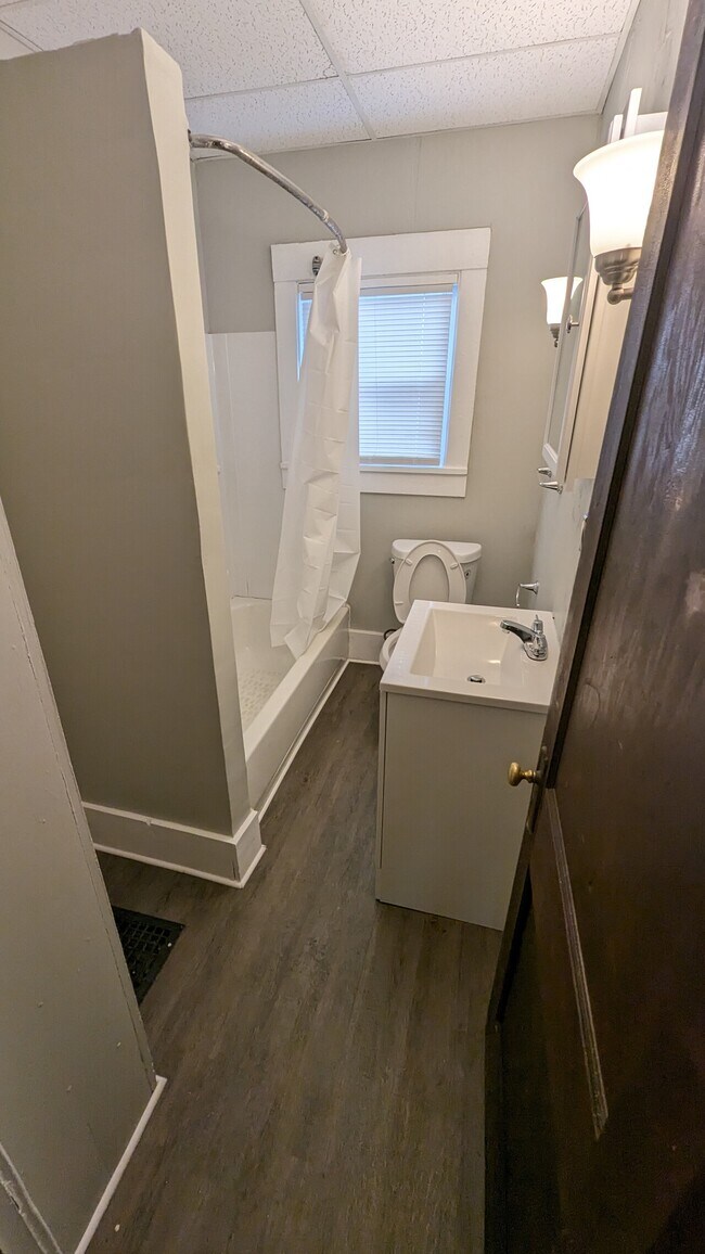 759 Erie St S, Massillon, OH 44646 House Rental in Massillon, OH