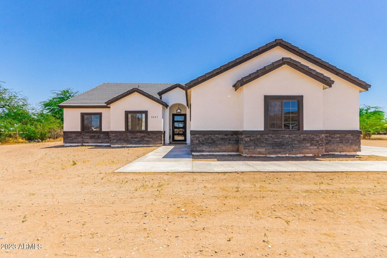 3247 W Ivar Rd, San Tan Valley AZ 85144 House Rental in San Tan
