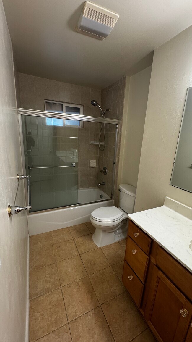 Foto del edificio - 41685 Gifford St