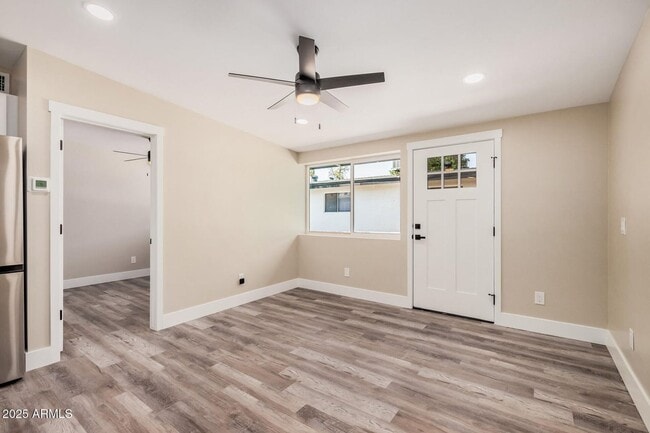 Foto del edificio - 3331 N 66th Pl