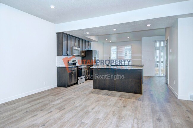 Foto del edificio - 963 W 540 S