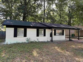 Building Photo - 9615 Comstock Rd