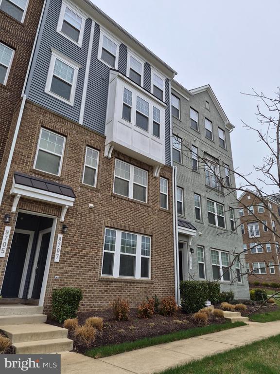 Foto del edificio - 9707 Glassy Creek Way