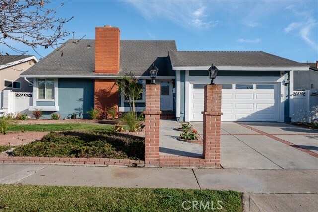 Foto del edificio - 17172 Apel Ln