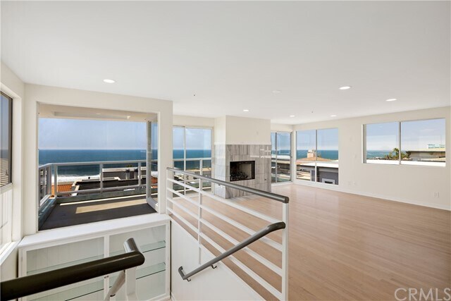 Foto principal - 3305 Bayview Dr