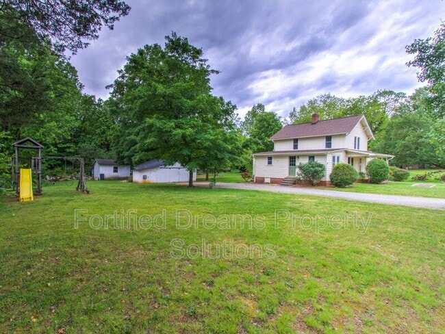 Foto del edificio - 7507 Greenlawn Dr