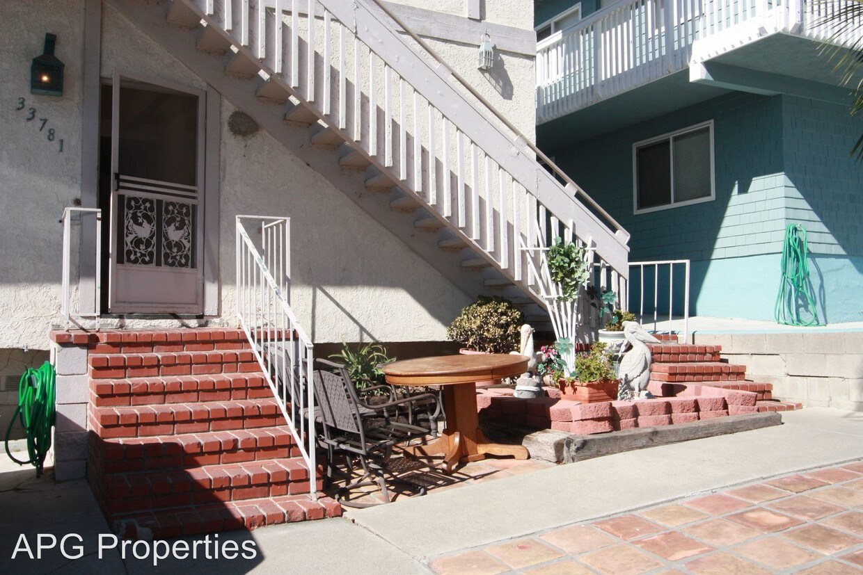 Foto principal - 33781 Malaga Dr