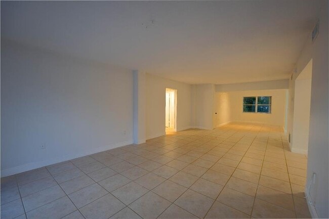 Foto del edificio - 1075 92nd St
