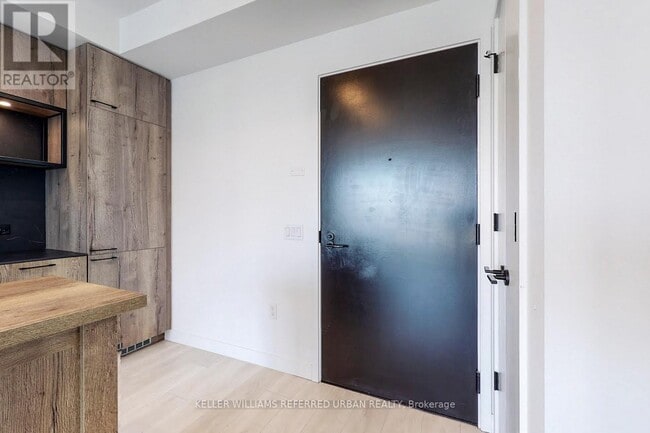 Photo du bâtiment - 505 Richmond St W