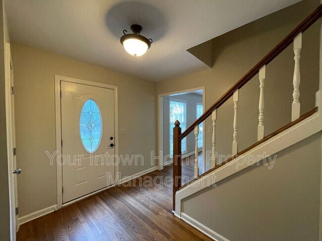 Building Photo - 2694 Shetland Dr