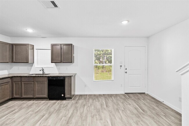 Foto del edificio - 189 Curry St