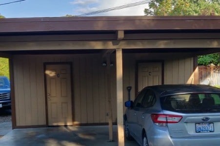 Carport with storage - 709 W Albany Ave