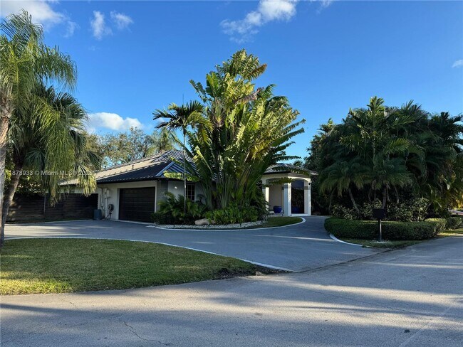 Foto del edificio - 14601 SW 99th Ave