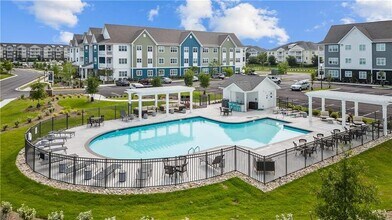 Building Photo - 1728 Vankar Dr