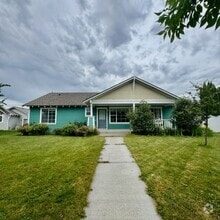 Building Photo - 6554 Majestic Ave