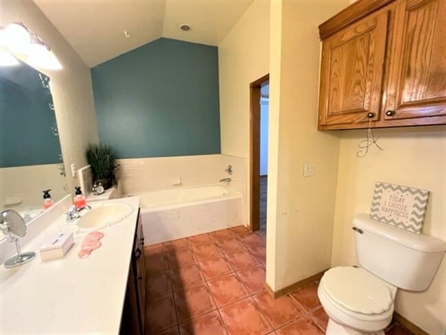 Building Photo - 8104 Eagle Cir